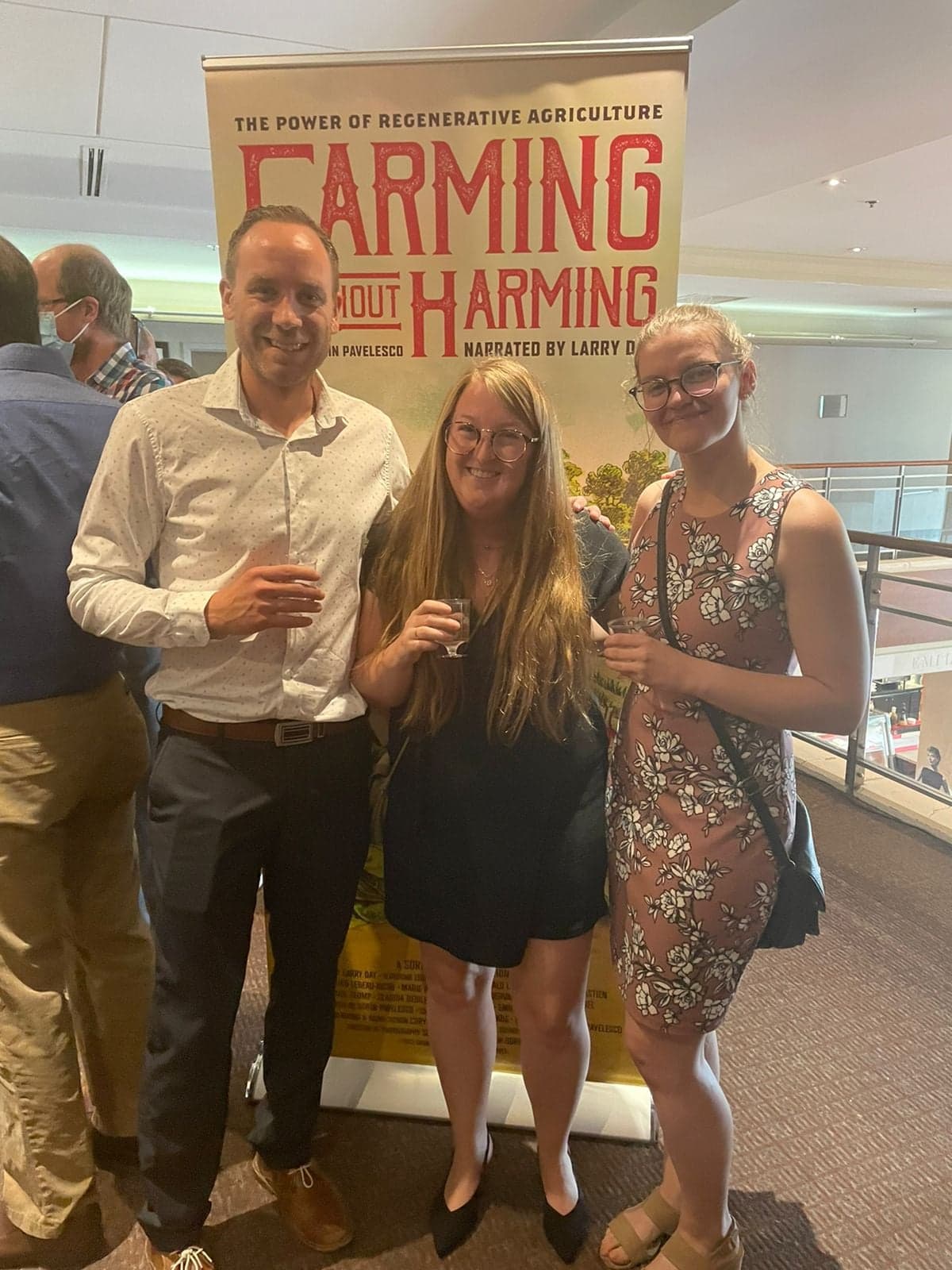 Christian Lebeau-Jacob, Noémie Robert et Amélie Bombardier à la première du documentaire Farming Without Harming